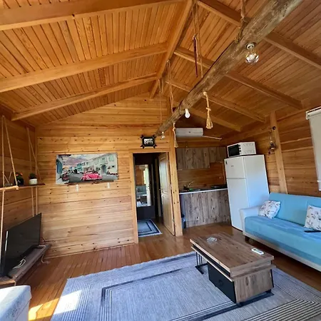 Tueyap Bungalov شقة بيوكجكمجة